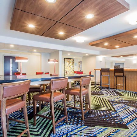 Holiday Inn Express & Suites - Albany Airport - Wolf Road By Ihg Exterior photo